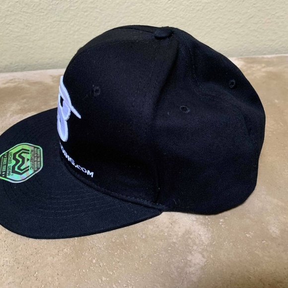 Bodybuilding.com Authentic Black Snapback Hat - Picture 3 of 5